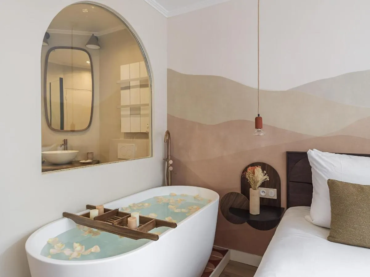Ms Champs Elysees Avenue Paris Apartment
